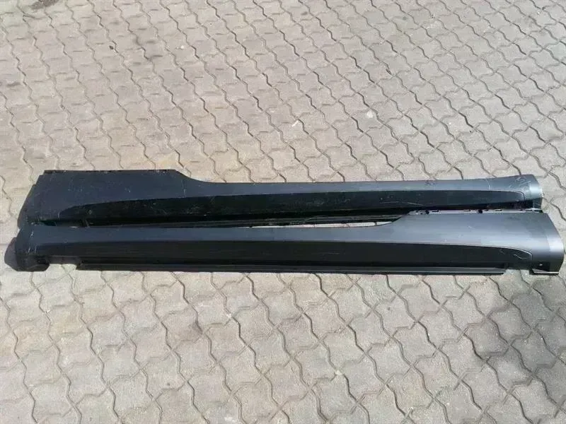 Bentley Continental GT BENTLEY CONTINENTAL GT 2024 LIFT 3S 3SD Side skirt 3SD853852 SPEED SET Body type: Coupe
Fuel: Hybrid