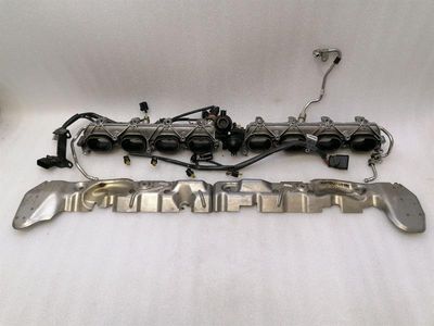 Audi RS5 8T Fuel Rail SET 079133340H Insprutningslist Rörfördelarsats