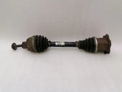 Audi RS5 8T drivaxel fram höger Li 8K0407271AJ drivaxel fram 4.2 V8