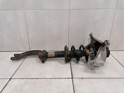 Audi RS5 8T stötdämpare fram 8T0413031AG stötdämpare fram
