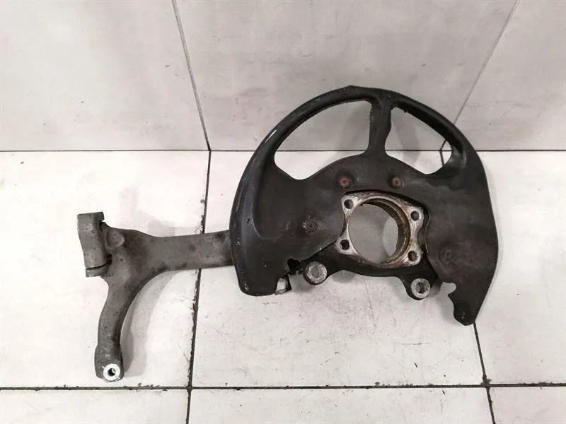Audi RS4 8E B7 Right Front Hub 8E0407254F Wheel Bearing Housing Front Right