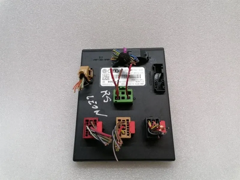 Audi RS5 8T electronic module 8K0907063DJ control unit