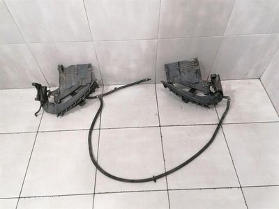 Audi RS5 8T Halter Halterung 8T0941453A Halter Träger