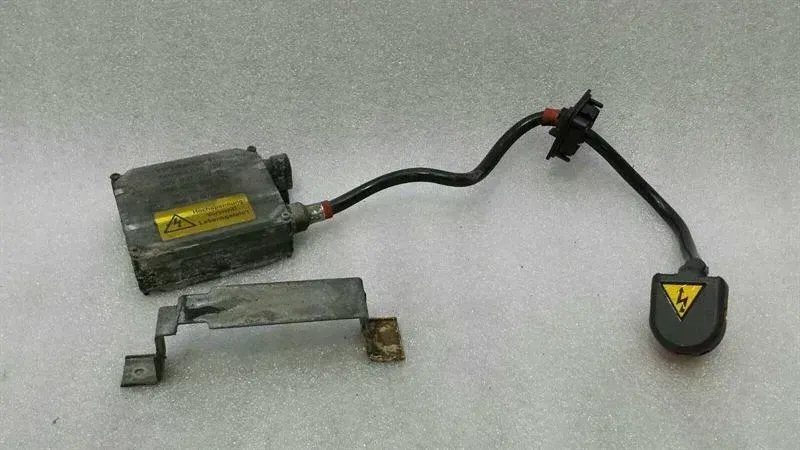 Audi A6 (C5) 1997-2005 Audi RS6 4B C5 Xenon Ballast 4B0941471 Xenon Ballast