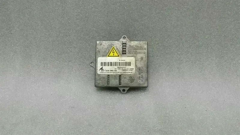 Audi A6 (C5) 1997-2005 Audi RS6 4B C5 Xenon Ballast 130732908202 Xenon Ballast