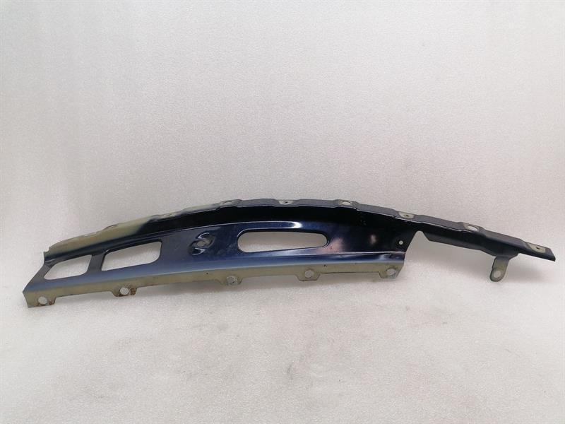 Maserati GranTurismo Maserati Granturismo M145 Left Fender Bracket 66883400 Holder Strap Left Body type: Coupe
Fuel: Petrol