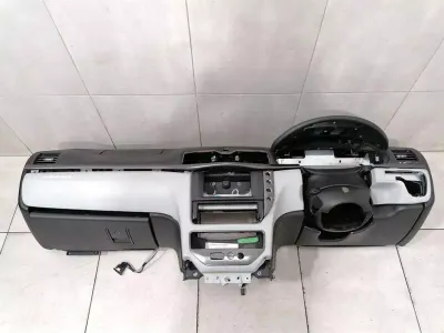 Maserati Granturismo M145 Leder-Armaturenbrett 981604200, rechter Griff, Rechtslenker