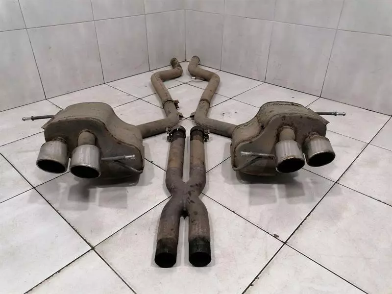 Maserati GranTurismo Maserati Granturismo M145 Exhaust Silencer 237723 Exhaust Muffler Body type: Coupe
Fuel: Petrol