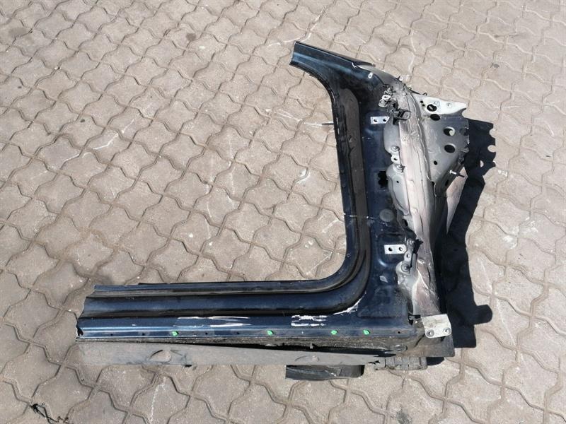 Bentley Bentayga Right Front Chassis Leg Bentley Bentayga 36A MK2 Right Front Chassis Le...