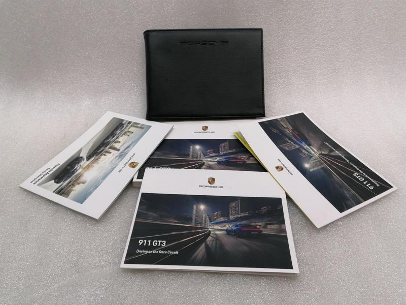 Porsche 911 (992) Porsche 911 992 GT3 SERVICE BOOKLET / maintenance manual GT3 Body type: Coupe
Fuel: Petrol