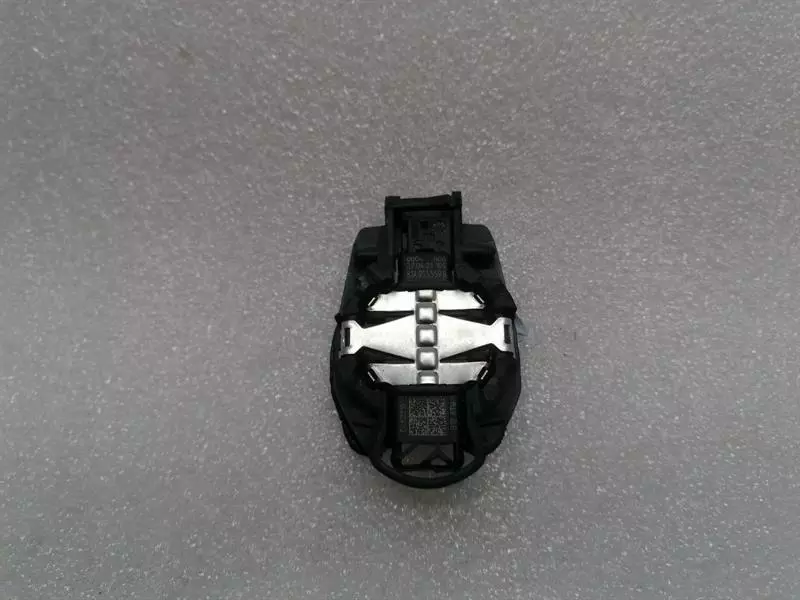 Porsche 911 (992) Porsche 911 992 Rain Sensor 81A955559B Rain Sensor Body type: Coupe
Fuel: Petrol