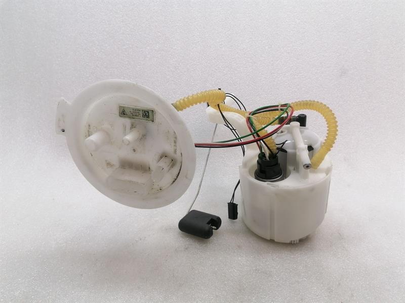 Porsche 911 (992) Porsche 911 992 Fuel Pump Electric 992919679 Fuel Pump Body type: Coupe
Fuel: Petrol