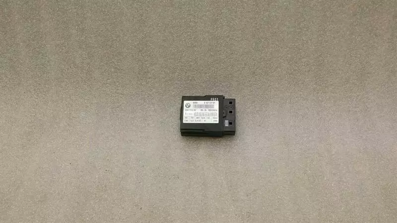 BMW 3 (E90 / E91 / E92 / E93) BMW 3 Series E92 rear seat modules 9167237 seat control unit rear