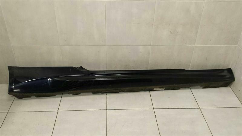 BMW 3 (E90 / E91 / E92 / E93) BMW 3 Series E92 M3 right side skirt 7899844 side sills right