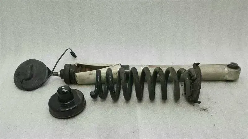 BMW 3 (E90 / E91 / E92 / E93) BMW 3 Series E92 M3 Shock Absorber Rear 33522284099 Shock Absorber Rear Right EDC