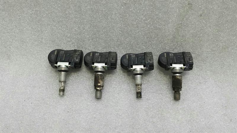 BMW 3 (E90 / E91 / E92 / E93) BMW 3 Series E92 Tyre Pressure Sensor Set 6855539 Tyre Pressure Sensor Set
