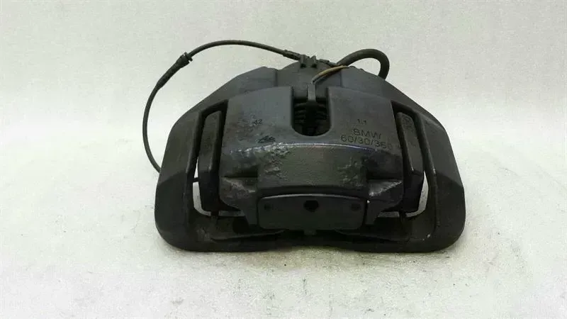 BMW 3 (E90 / E91 / E92 / E93) BMW 3 Series E92 M3 Right Front Caliper 2283362 Brake Caliper Front Right