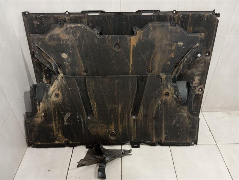 Porsche 911 (992) Porsche 911 992 Undertray 992825523M Underbody Trim GT3 SET KIT Body type: Coupe
Fuel: Petrol