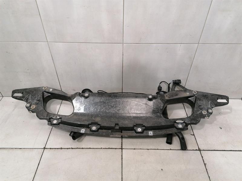 Porsche 911 (992) Porsche 911 992 holder bracket 9GT827201B carbon holder carrier Body type: Coupe
Fuel: Petrol