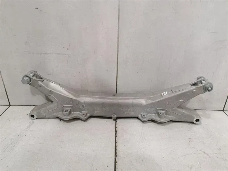 Porsche 911 (992) Porsche 911 992 GT3 subframe rear 9GT505105C axle frame rear axle Body type: Coupe
Fuel: Petrol