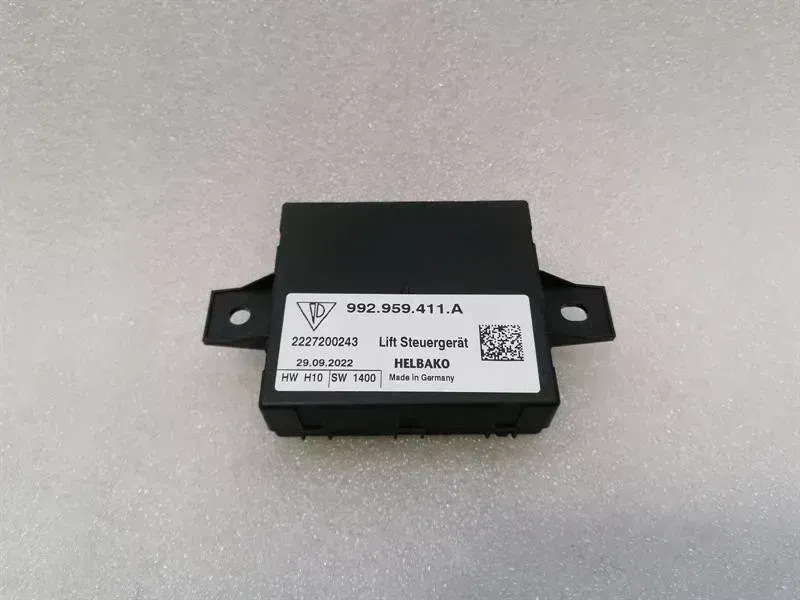 Porsche 911 (992) Porsche 911 992 GT3 Axle Lift Control Unit 992959411A Axle Lift Module Body type: Coupe
Fuel: Petrol