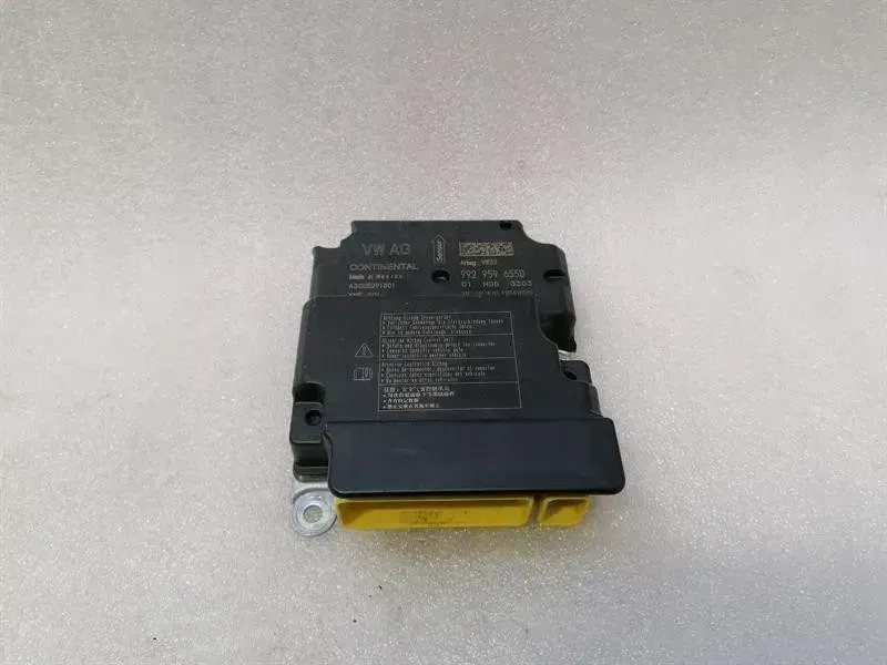 Porsche 911 (992) Porsche 911 992 GT3 Safety Module ECU 992959655D Air Control Unit SRS Body type: Coupe
Fuel: Petrol