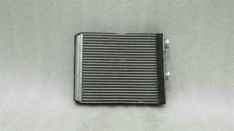 Porsche 911 (991) Porsche 911 R 991 heater matrix heat exchanger radiator Body type: Coupe
Fuel: Petrol