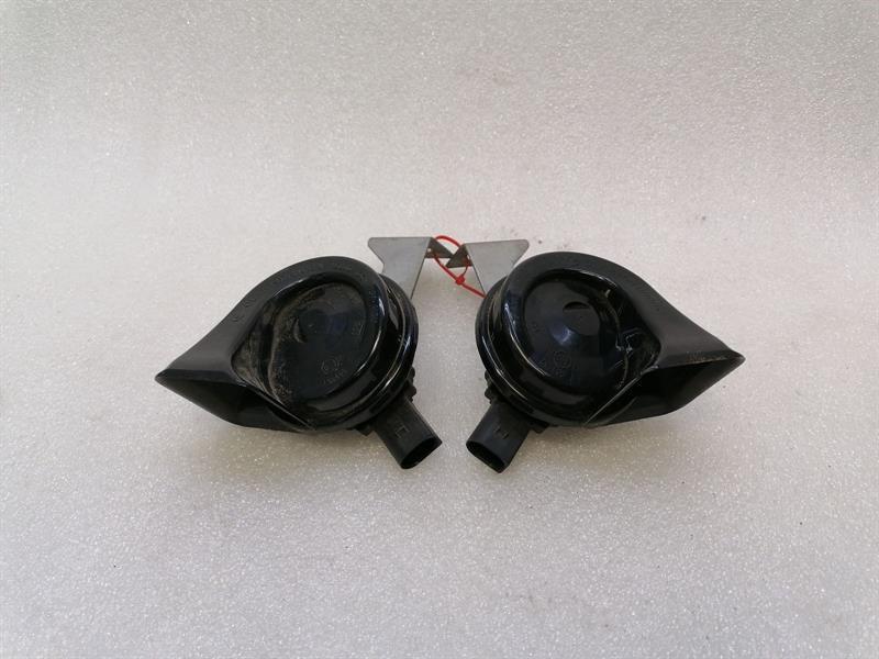 Bentley Bentayga звуковой сигнал Bentley Bentayga 36A MK2 Horn Set 4M0951221 Hor...
