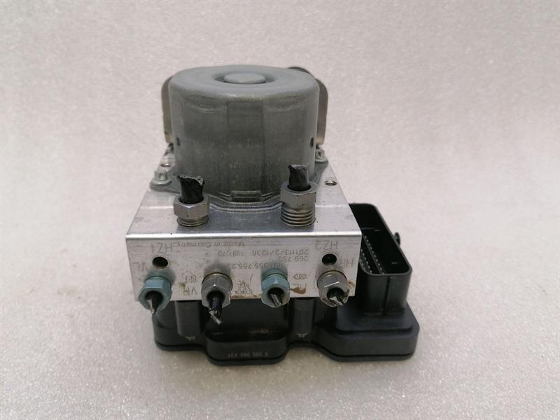 Porsche Boxster (981) A.B.S Pump Porsche Cayman 718 GT4 A.B.S Pump 99135575523 A...