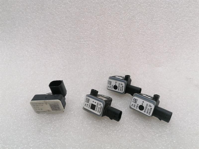 Porsche Boxster (981) Air Bag Sensor Porsche Cayman 718 Crash Sensor Set 99161822101...