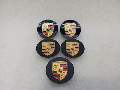 Porsche Boxster Spyder 718 7l5601149 melns riteņu vāciņa rumbas vāciņš