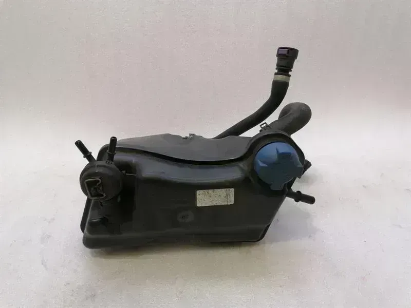 Porsche Boxster (981) Expansion Tank Porsche Cayman 718 GT4 Expansion Tank 981106047...