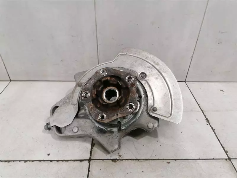 Porsche Boxster (981) Right Rear Hub Porsche Cayman 718 GT4 Right Rear Hub 982505436...