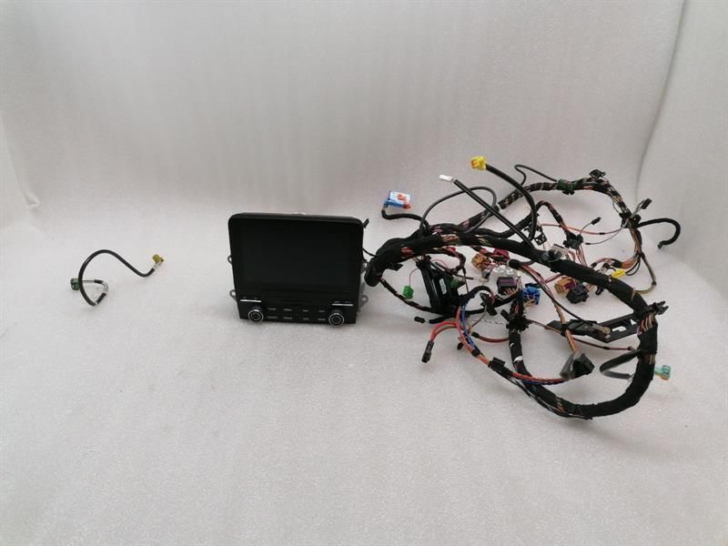 Porsche Boxster GT4 RS Spyder 718 Navigation Monitor 9P1919606J Sat Display