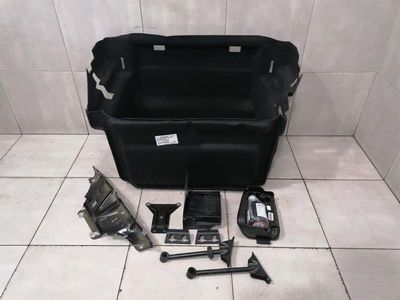 Porsche Cayman 718 GT4 bagagerumsskydd 98155104500 Trim fram