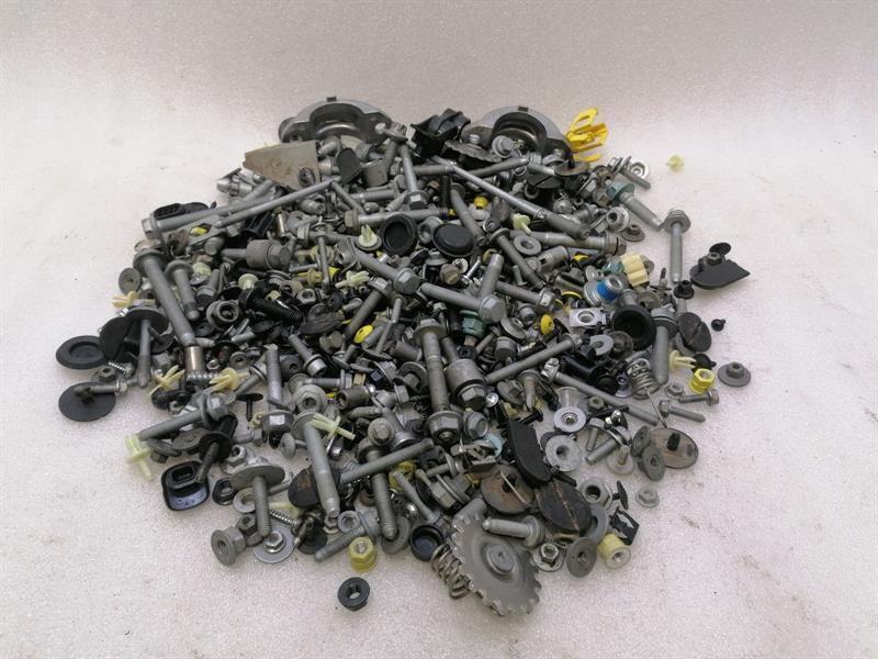 Porsche Boxster (981) Misc PORSCHE CAYMAN 718 GT4 SCREWS BOLTS BOLTS FROM ...