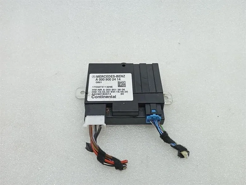 MERCEDES C CLASS W205 ELECTRONIC MODULE A0009002414 FUEL PUMP CONTROL UNIT