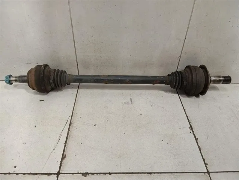 Mercedes C63 AMG W205 Drive Shaft Rear Re A2053500914 Rear Right Drive Shaft