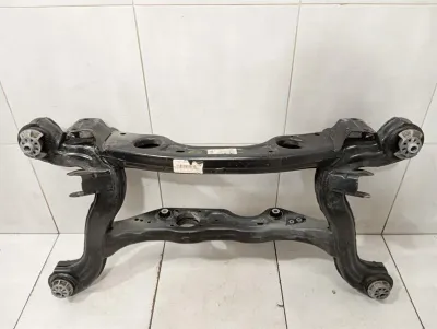 Задний подрамник Mercedes GLA GLB A2473503704 GLB 200 W247, рама заднего моста