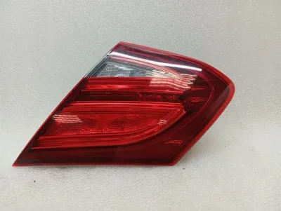 Mercedes C Class W205 Задна дясна светлина A2059066800 Задна светлина Задна дясна