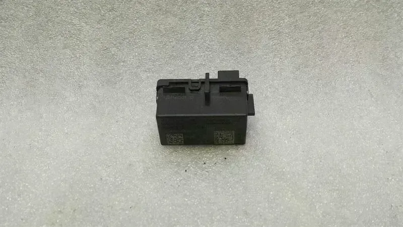 Audi RS6 4G Aerial / Antenna 4H0909131 Antenna Keyless Go Brand/Model: AUDI RS6
Engine: 3993 cm3 605hp
Ge...