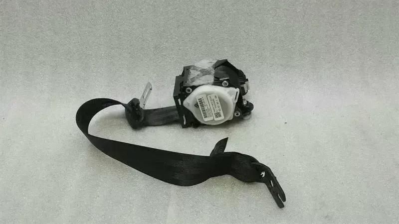 Audi RS6 4G rear seat belt 4G8857805H seat belt rear belt Brand/Model: AUDI RS6
Engine: 3993 cm3 605hp
Ge...