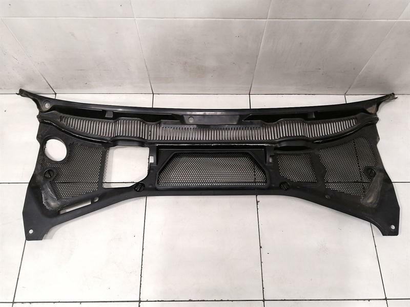 Bentley Continental GT, GTC, Flying Spur BENTLEY CONTINENTAL GT Plenum Chamber Cover 3W8819416N Front Windshield Wiper RHD Body type: Coupe
Fuel: Petrol