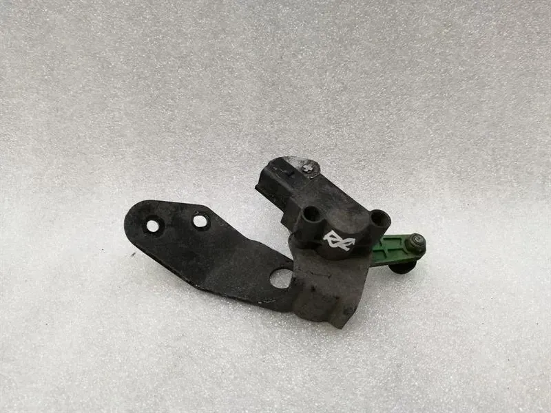 Bentley Continental GT, GTC, Flying Spur BENTLEY CONTINENTAL GT V8S Rear Right Level Sensor 3W0616572 Rear Level Sensor Body type: Coupe
Fuel: Petrol