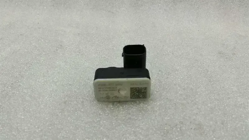 Bentley Continental GT Air Bag Sensor Bentley Continental GTC V8S Crash Sensor 4W0907...