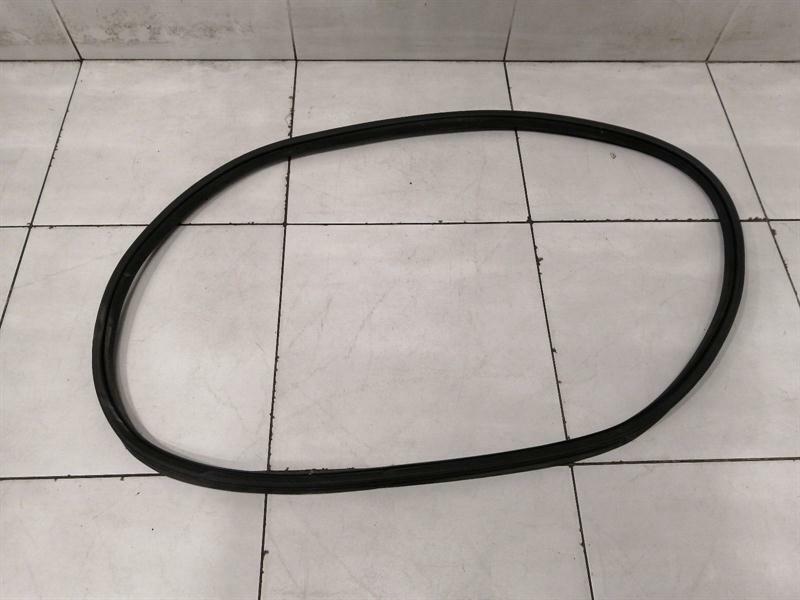 Bentley Continental GT, GTC, Flying Spur Bentley Continental GT V8S Boat Lid Seal 3W8827705D Tailgate Seals Body type: Coupe
Fuel: Petrol