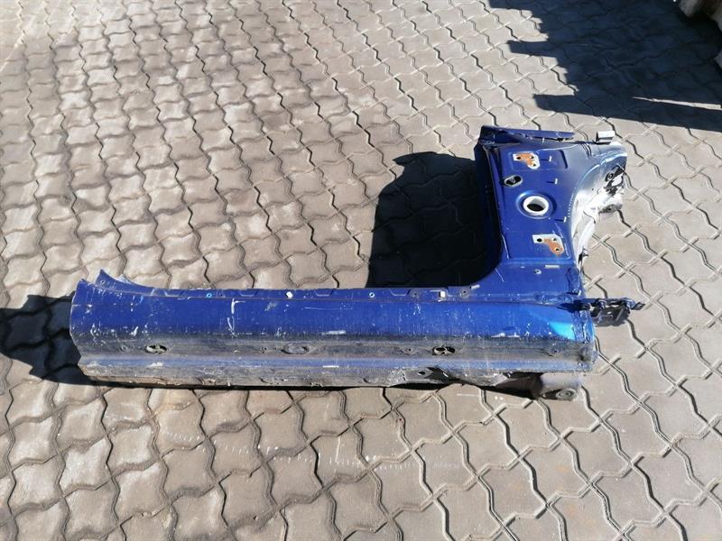 Bentley Continental GT, GTC, Flying Spur 2003-2018 Bentley Continental GTC Right Front Door Post 3W7810284B Right Front Side Panel