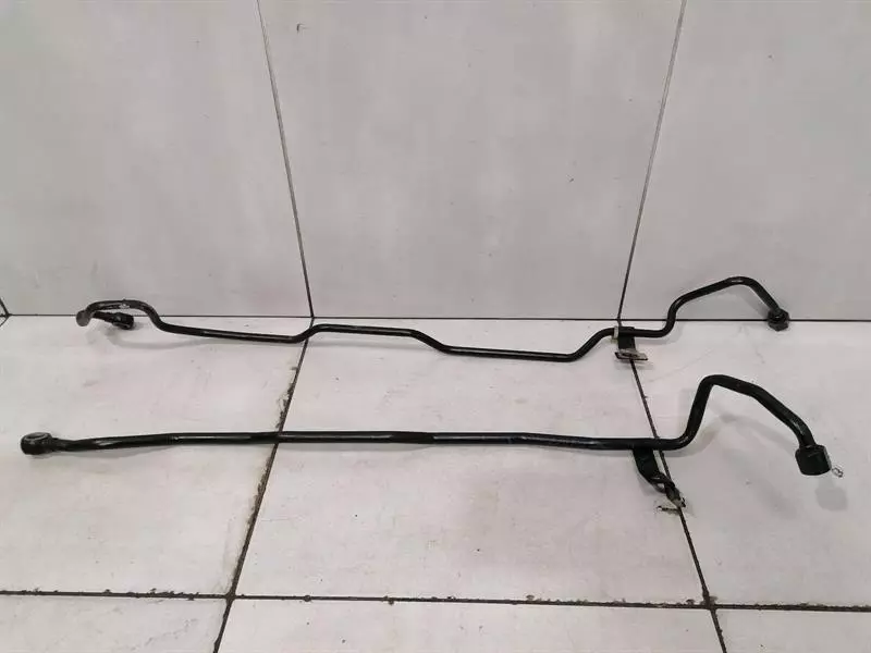 Bentley Continental GT, GTC, Flying Spur BENTLEY CONTINENTAL GT V8S Power Steering Pants 3W2422859C RIGHT HANDLE RHD Body type: Coupe
Fuel: Petrol