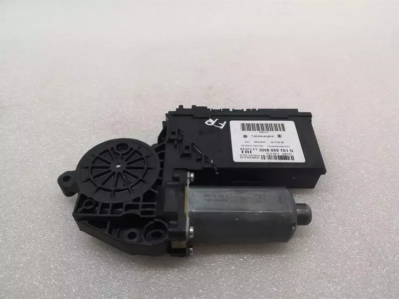 BENTLEY CONTINENTAL GT V8S FRH Door Window Engine 3W8959701N Power Window Motor