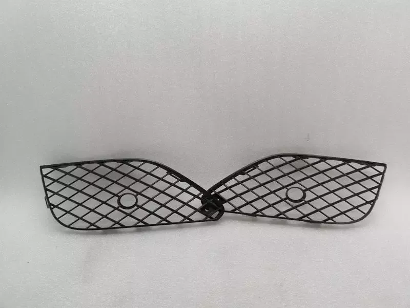 Bentley Continental GT V8S Front Bumper Moulding 3W3807647 Bumper Strip